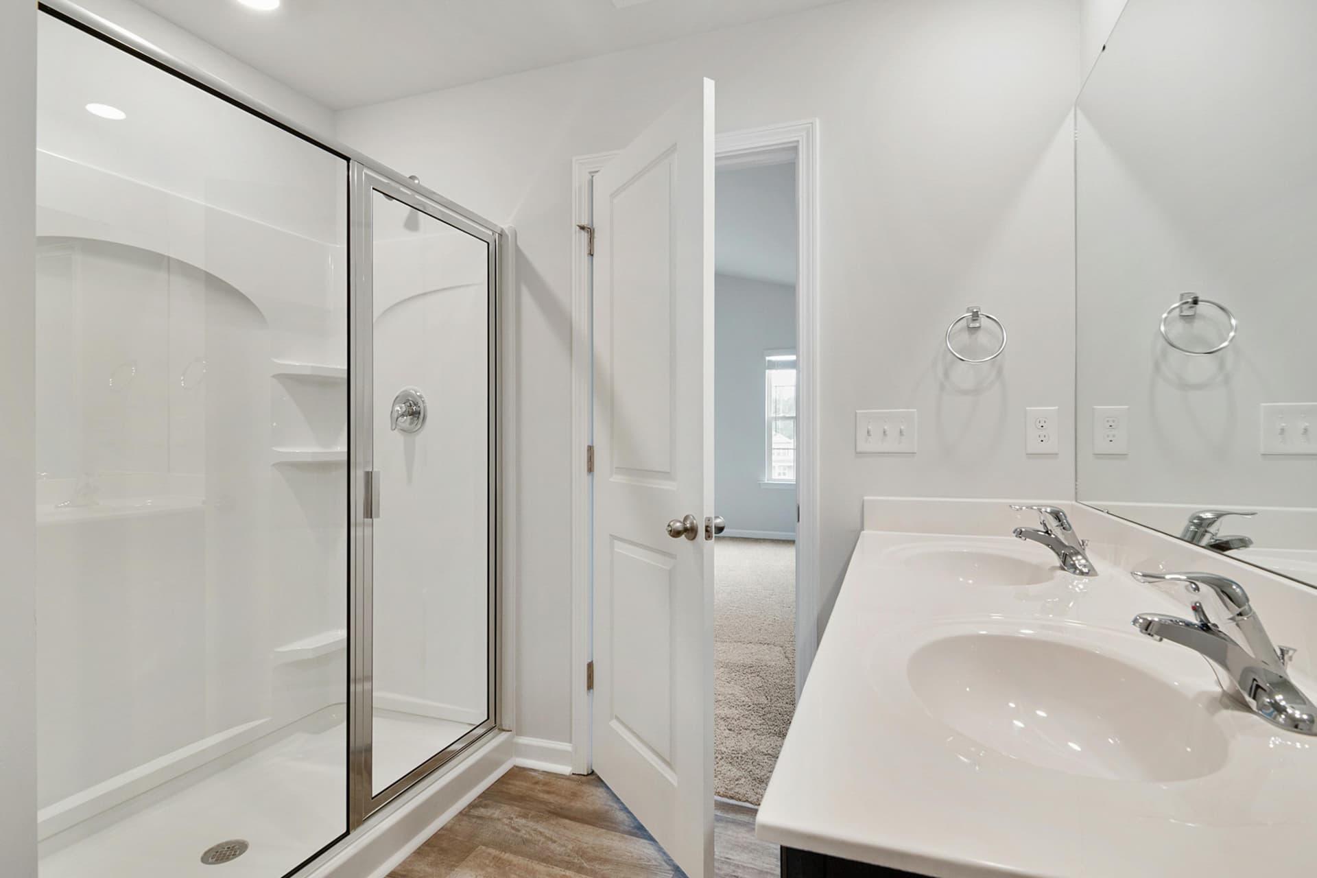 Illuminated Bathroom Cabinets for Luxury Living: The Ultimate Guide